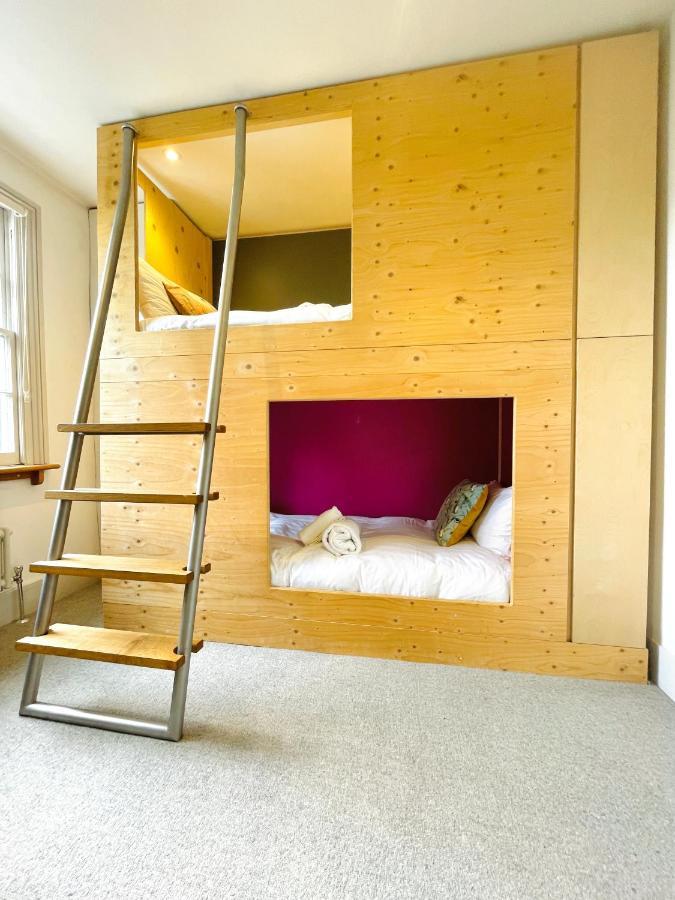 Stylish 2-Bedroom Townhouse Next To Brighton Station מראה חיצוני תמונה