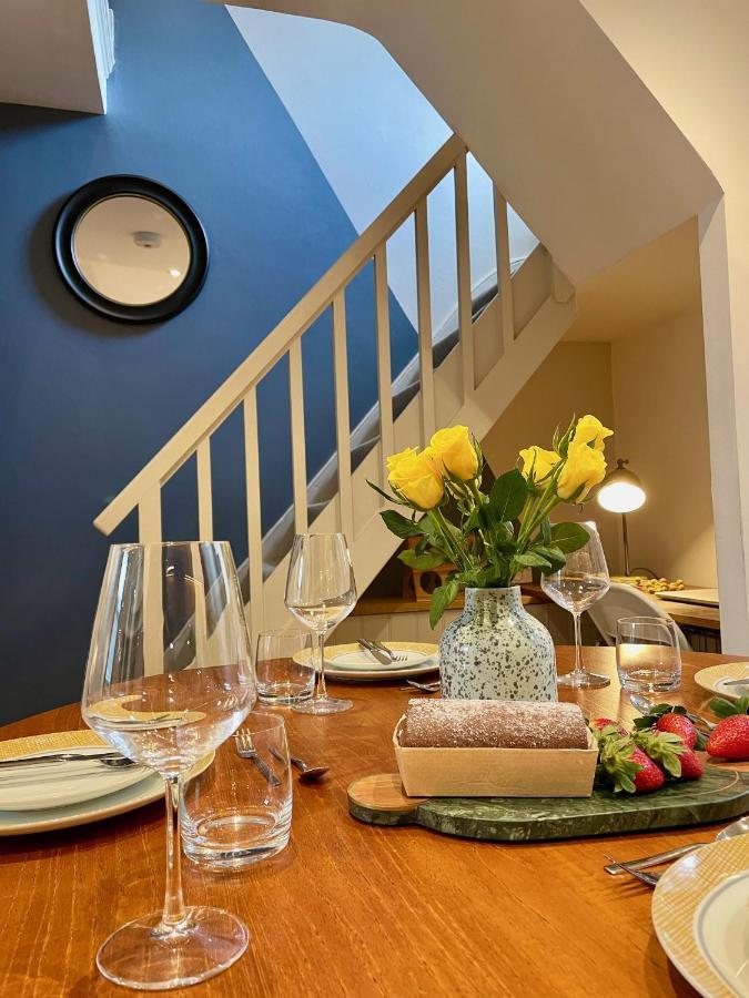 Stylish 2-Bedroom Townhouse Next To Brighton Station מראה חיצוני תמונה