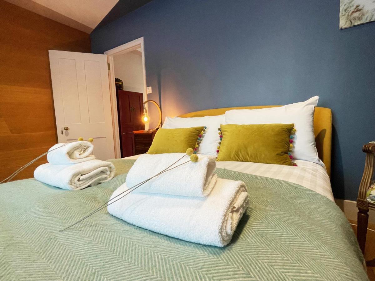 Stylish 2-Bedroom Townhouse Next To Brighton Station מראה חיצוני תמונה