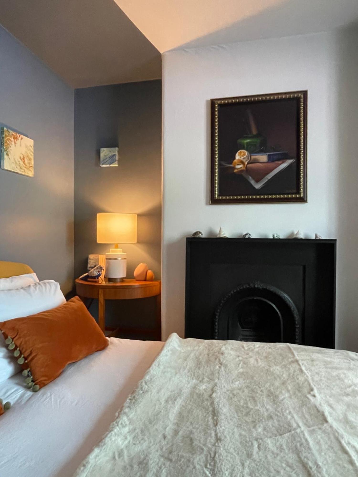Stylish 2-Bedroom Townhouse Next To Brighton Station מראה חיצוני תמונה
